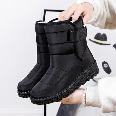 iciConfort © Chaussures d'Hiver pour Femmes XX008: Bottes hautes en Fourrure